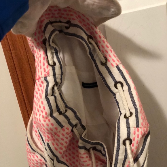 American Eagle - Picture 3 of 4